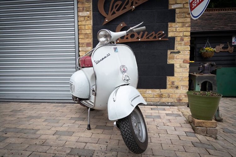 1963 Piaggio Vespa Image 1